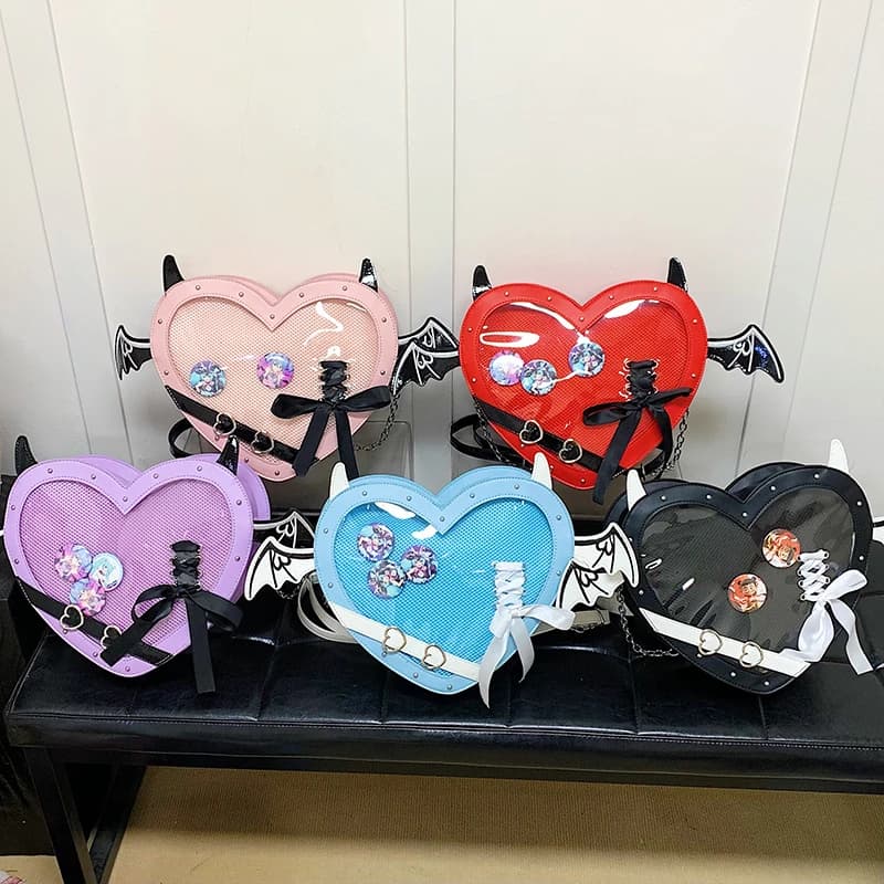 Fashion Heart Shaped Crossbody Ita Bag PU Leather Punk Pin Display Devil Bat Ita Messenger Bag Cosplay Itabag