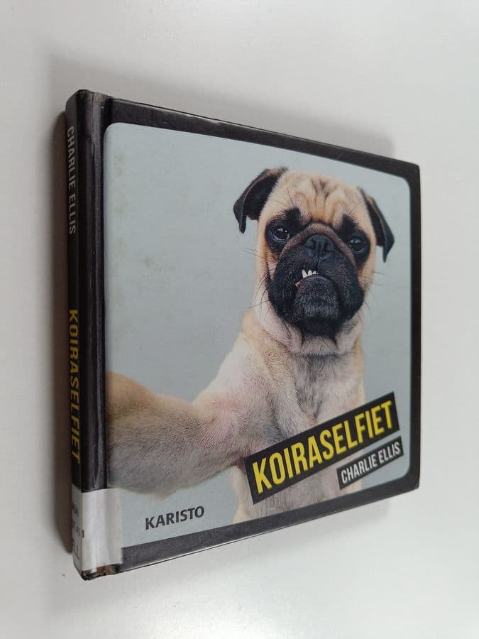 Charlie Ellis : Koiraselfiet
